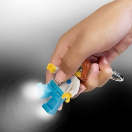 LEGO Iconic Doctor - pendant with LED light (7)