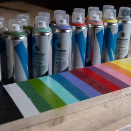 Akrylový sprej Schneider 200 ml Paint-It 030 - matný číry lak (1)