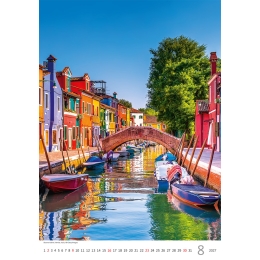 2027 Wall Calendar: Romantic Corners (1)